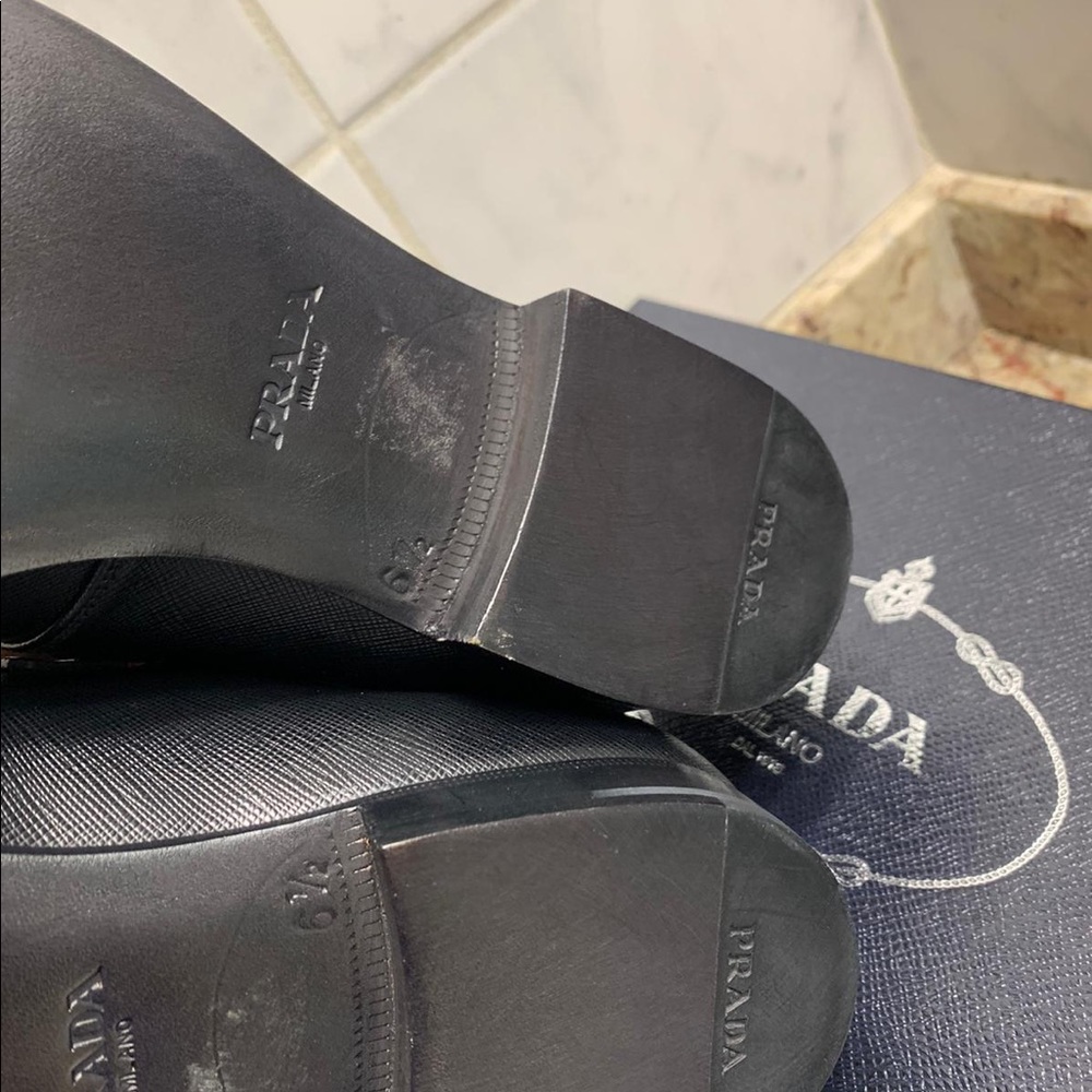Prada Black Saffiano Leather Business Shoes - Picture 14 of 16